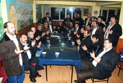 Partililer Aşure Bahanesiyle Buluştu