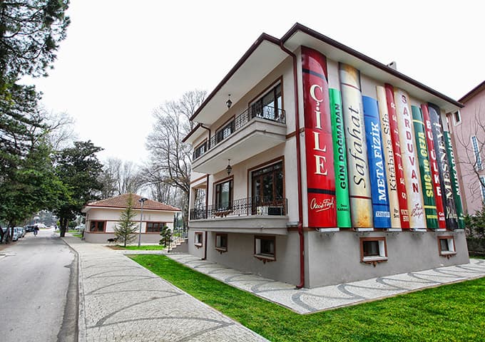 Kitap dostlarının buluşma noktası