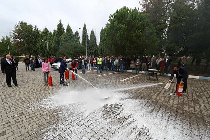 SAÜ'de yangın tatbikatı