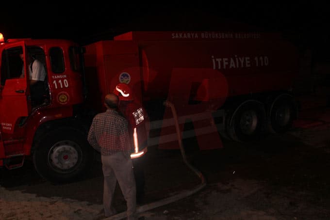 Ahşap ev alev alev yandı!