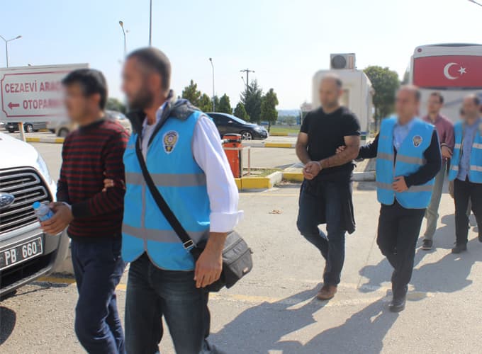 Sakarya'da ByLock'lu 10 kişi adliyeye sevk edildi