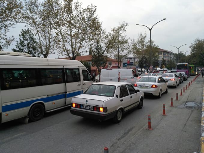 Şehirde her akşam aynı çile