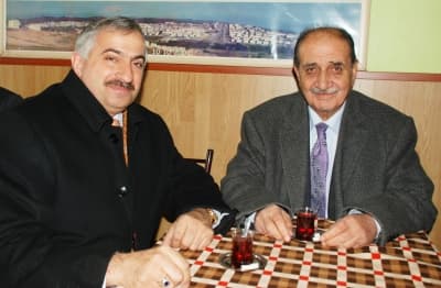 Onlar Halka Hizmet Etmeye Doymuyor!