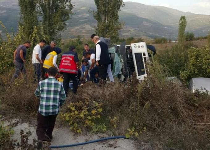 Çelik Bariyerleri aştı ve...
