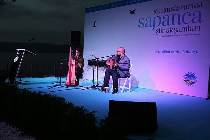 Şiir Akşamlarına Adına Yakışır Veda