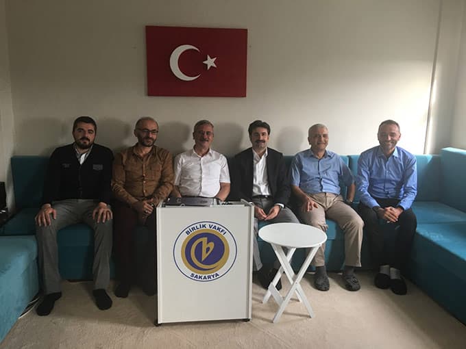 Üstün'den Birlik Vakfı Sakarya Şubesi'ne ziyaret