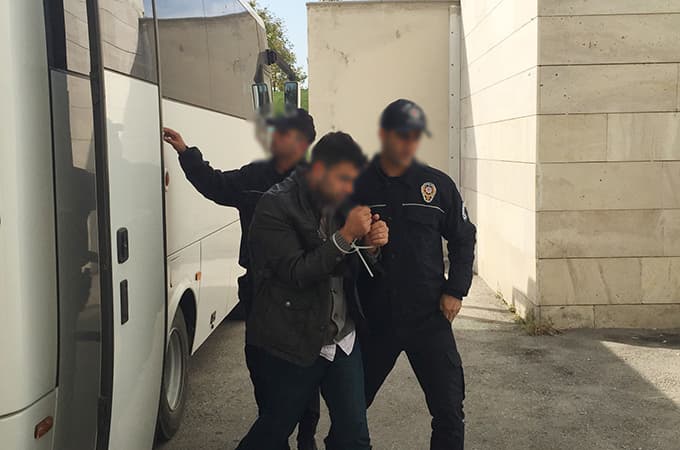 Sakarya'daki o derneğe FETÖ Operasyonu!