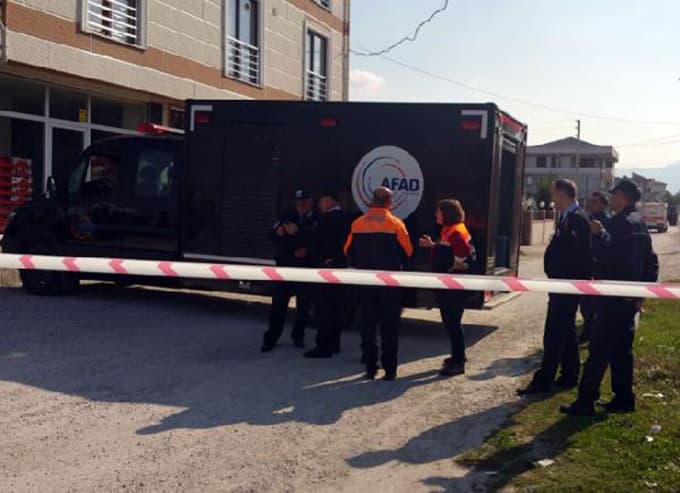 Doğumevi Hastanesi boşaltıldı! Çocuğun cebinde...