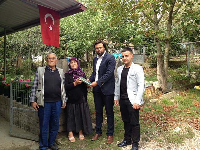 SYKD'dan şehitlere anlamlı ziyaret