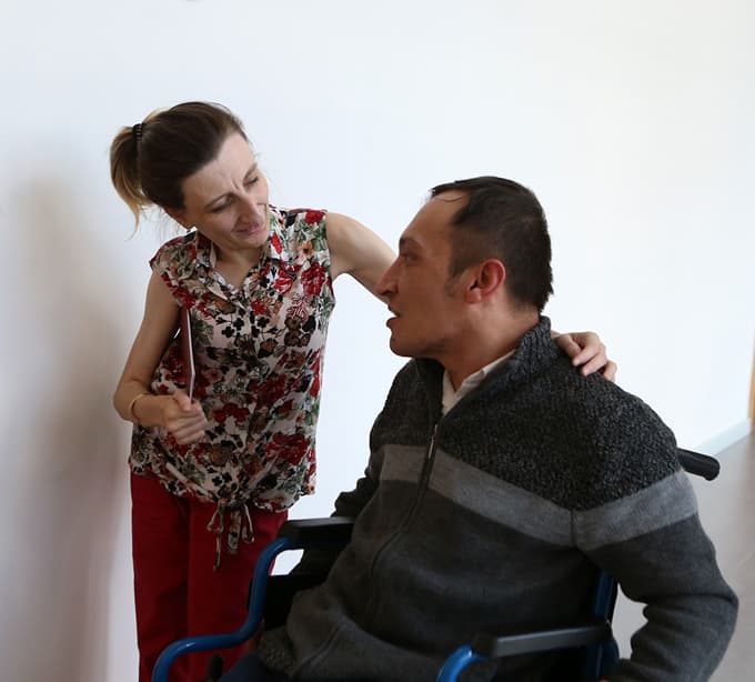 Engelli Uğur, kendisi gibi engelli olan sevgilisini kaçırdı