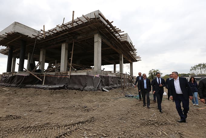 Toçoğlu, o binada inceleme yaptı