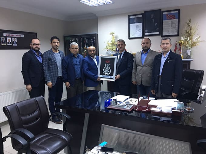 Eğitim-Bir-Sen o ilçeye ziyarette bulundu