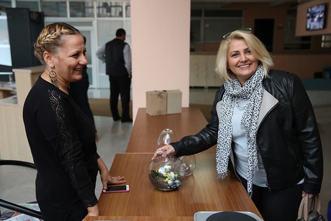 Belediyenin kadın personelleri, böyle stres attı