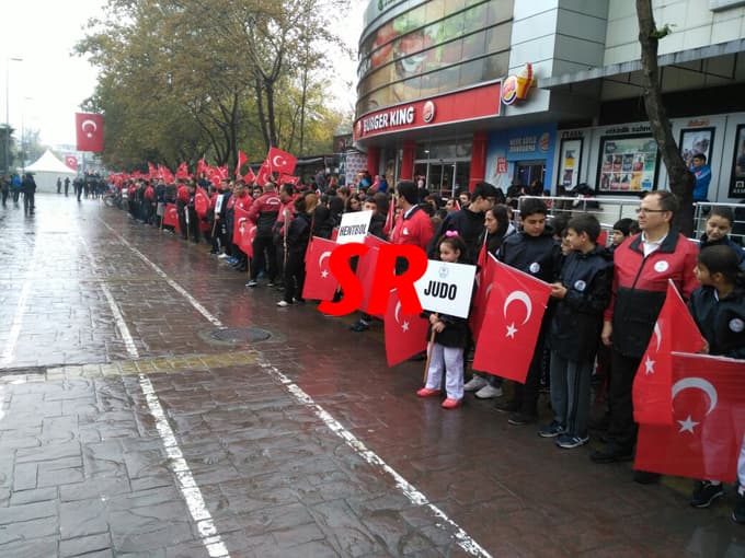 Cumhuriyet Bayramı Adapazarı'nda böyle kutlandı