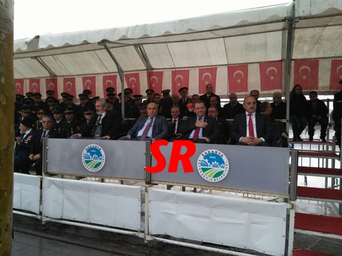 MHP, tören alanını terk etti!