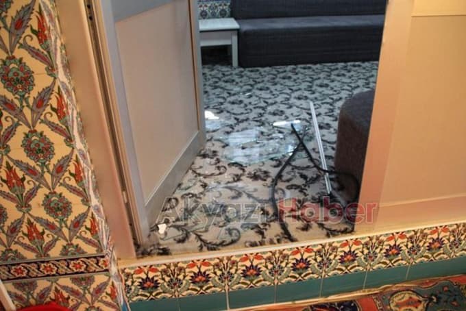 Akyazı'daki camide hırsızlık! Öyle bir şey çaldılar ki