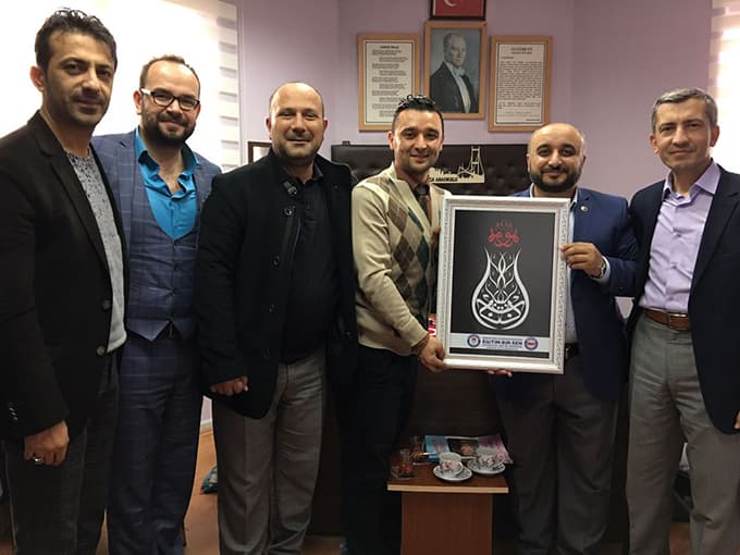 Eğitim-Bir-Sen o ilçenin okullarını ziyaret etti