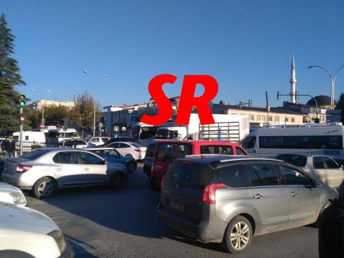 Trafik, kördüğüm oldu!