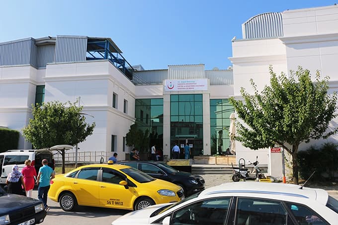 SAÜEAH Serdivan Ek Binası'nda ameliyatlar başladı