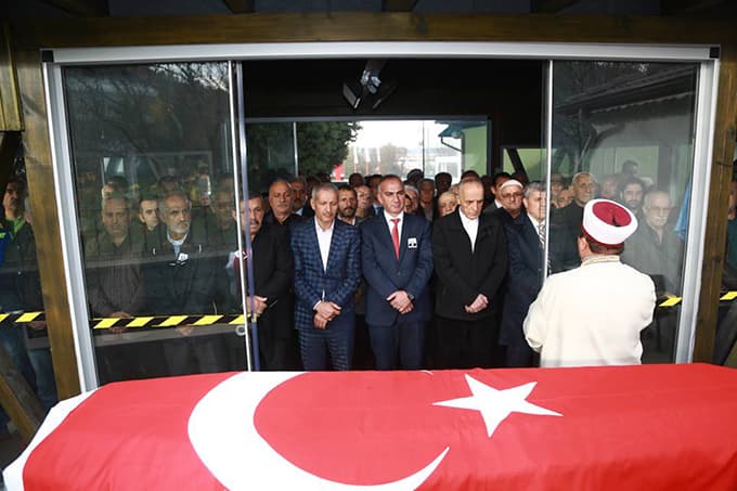 Sapanca eski başkanını ebediyete uğurladı