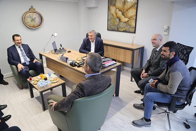 O firmanın açılışına Sakarya protokolü katıldı