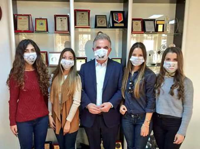Genç Projeciler Topluluğu "#maskenitak" kampanyası