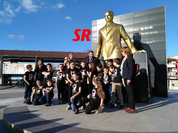 Sakarya, Ulu Önder Atatürk'ü böyle andı
