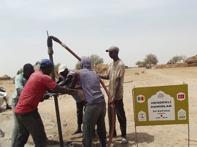 Afrika'da "Hendekli Hanımlar Su Kuyusu" açıldı