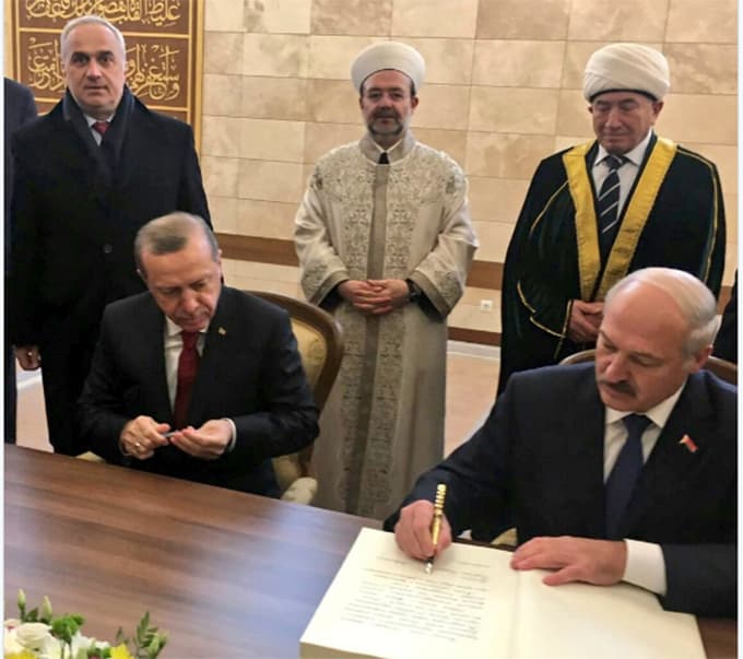 Kösemusul Cumhurbaşkanı ile Belarus'taydı