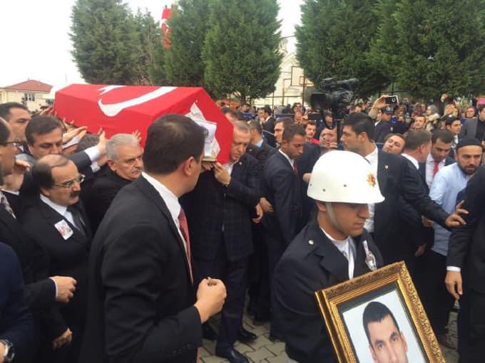 Şehidimiz son kez baba evinden çıktı