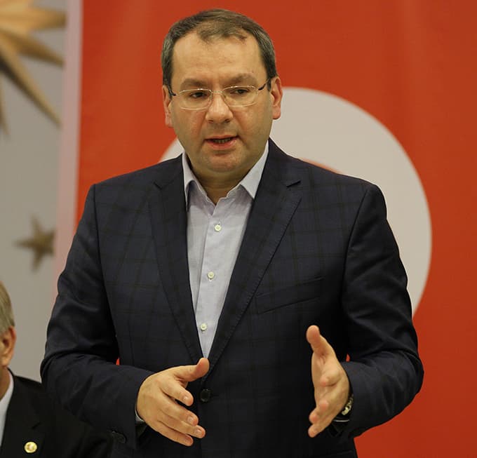 "Gündemimizde sadece şehre hizmet var"