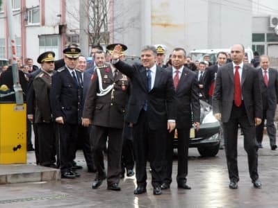Cumhurbaşkanı Abdullah Gül'e Sevgi Seli