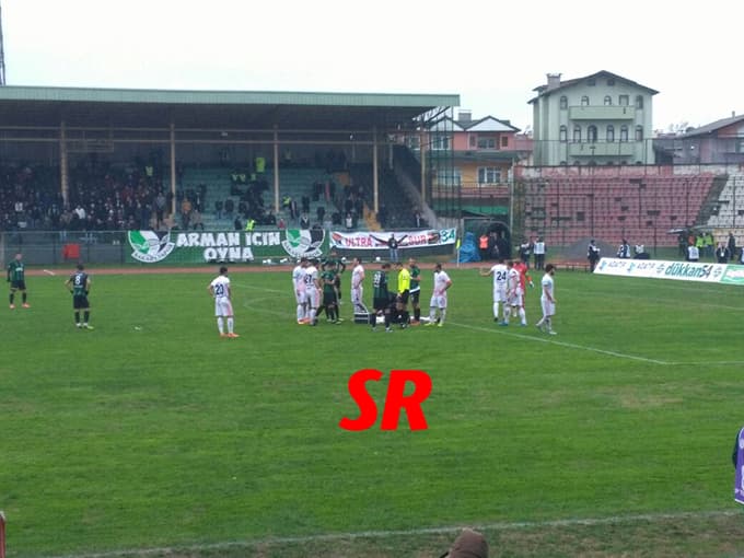 Sakaryaspor, kendi evinde şoka uğradı
