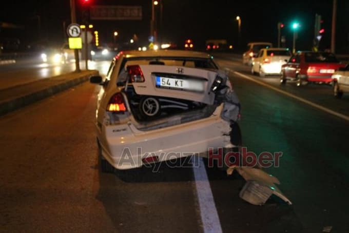 Akyazı-Ormanköy'de zincirleme trafik kazası!