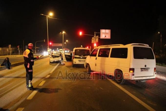 Akyazı-Ormanköy'de zincirleme trafik kazası!