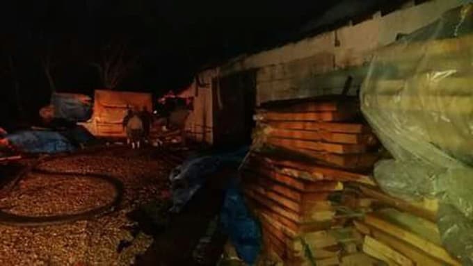 Atölye yangını 6 saatte söndürüldü
