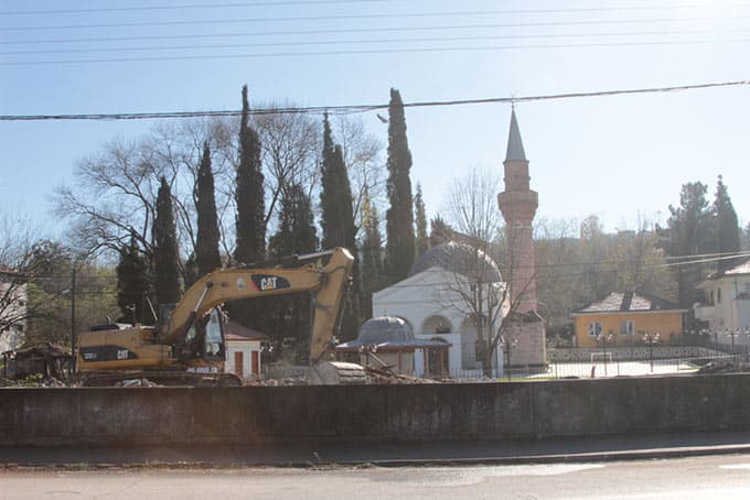 Sapanca'daki o okul binası yıkıldı