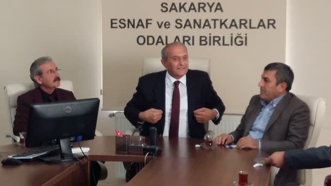 ''İğneden ipliğe zam geldi, bize niye zam yok?''