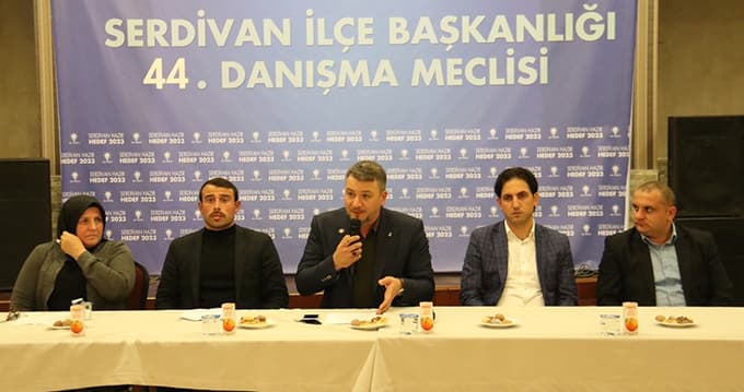 "Attıkları Asılsız Tweetlerle Birliğimizi Bozmak İsteyenler Var"