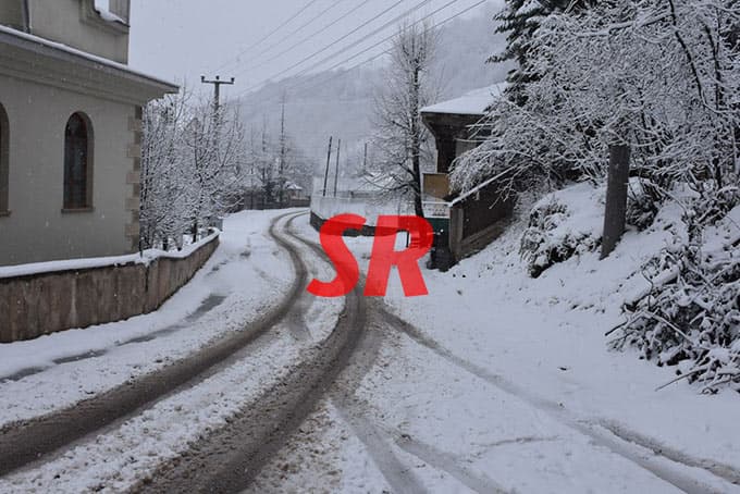 Beklenen kar yağışı, Sakarya'ya düştü