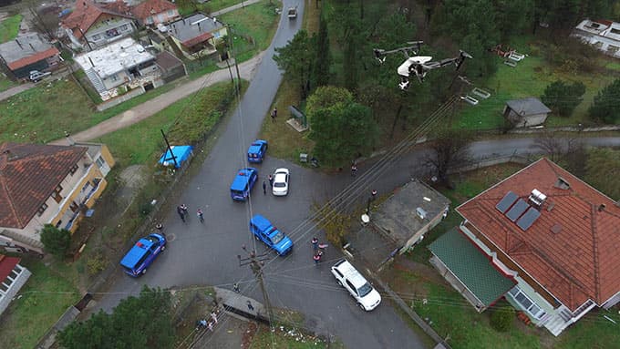 Uyuşturucu tacirlerine 'drone'lu operasyon
