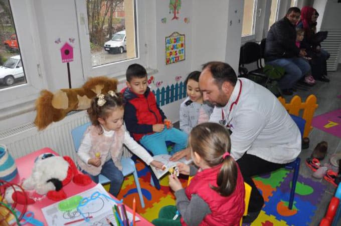 Burası anaokulu değil! Bakın neresi