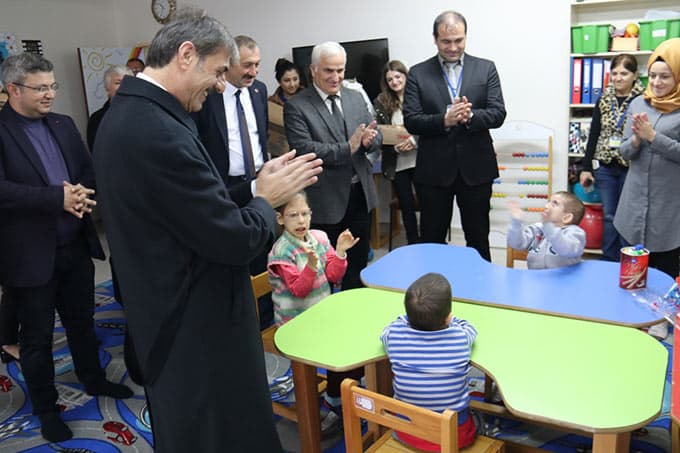''Sorunların çözümü için herkes sorumluluk almalı''