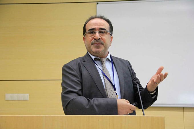 SAÜ'de elektrikli araçlar konuşuldu