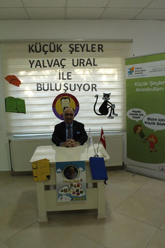 Ünlü yazar Yalvaç Ural, Sakarya'ya geldi