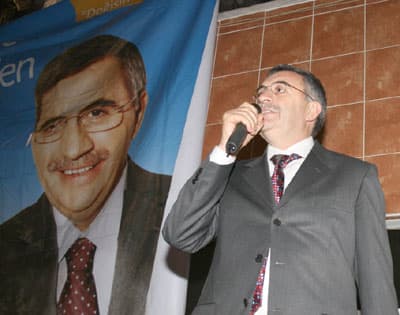 "Oylarımızı Artırıp Seçimi Kazanacağız"