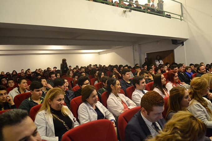 Ünlü oyuncular Sakarya'ya geldi