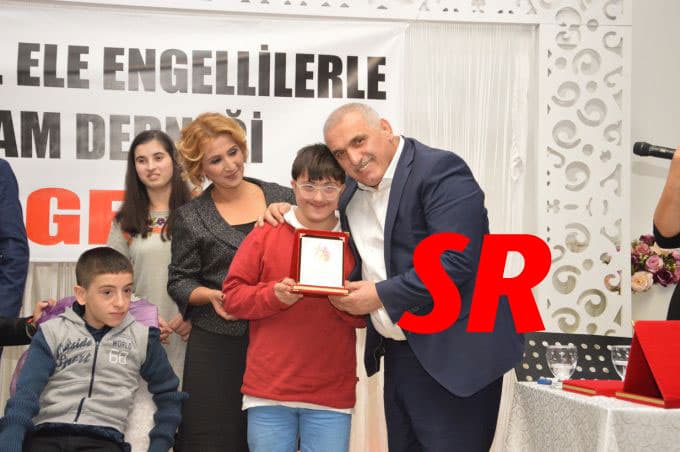 Engelliler bu gecede buluştu