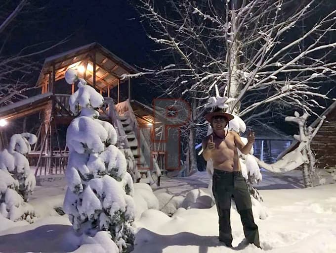 Karın tadını öyle bir çıkardı ki!