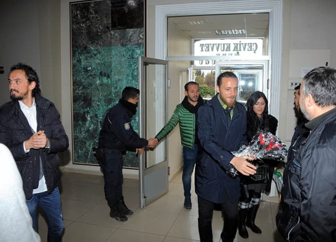 Sakaryaspor'dan Çevik Kuvvet'e taziye